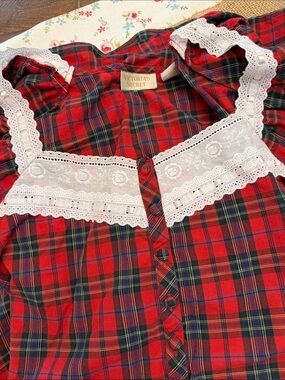 Vintage Victoria’s Secret gold label 90s red plaid lace nightgown EUC size L